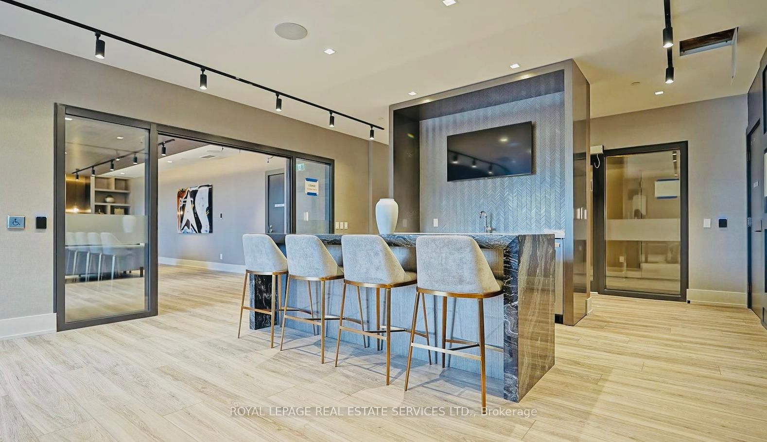 Condo for lease at 1211-286 Main Street, Toronto, Ontario, M4C 4X4 - East End-Danforth - MLS: E12997702