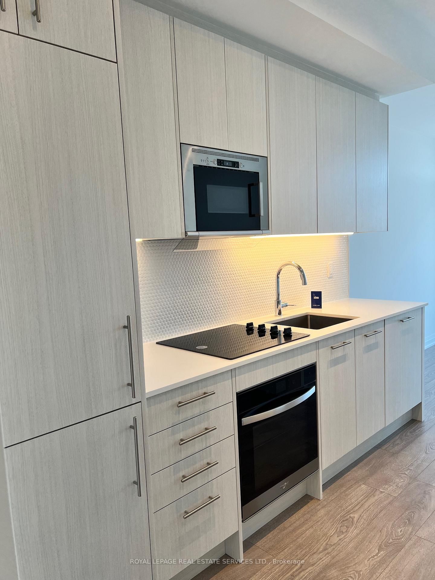 286 Main Street, Unit 1211 - Photo 6