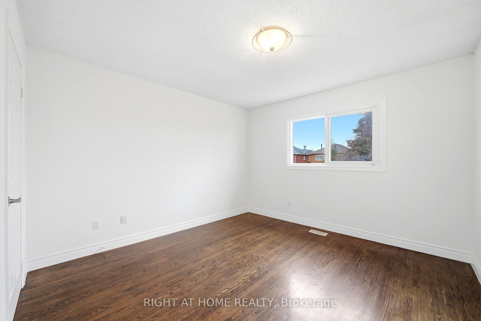 Detached House for sale at 36 Ravenview Drive, Whitby, Ontario, L1R 1Y2 - Rolling Acres - MLS: E12997720