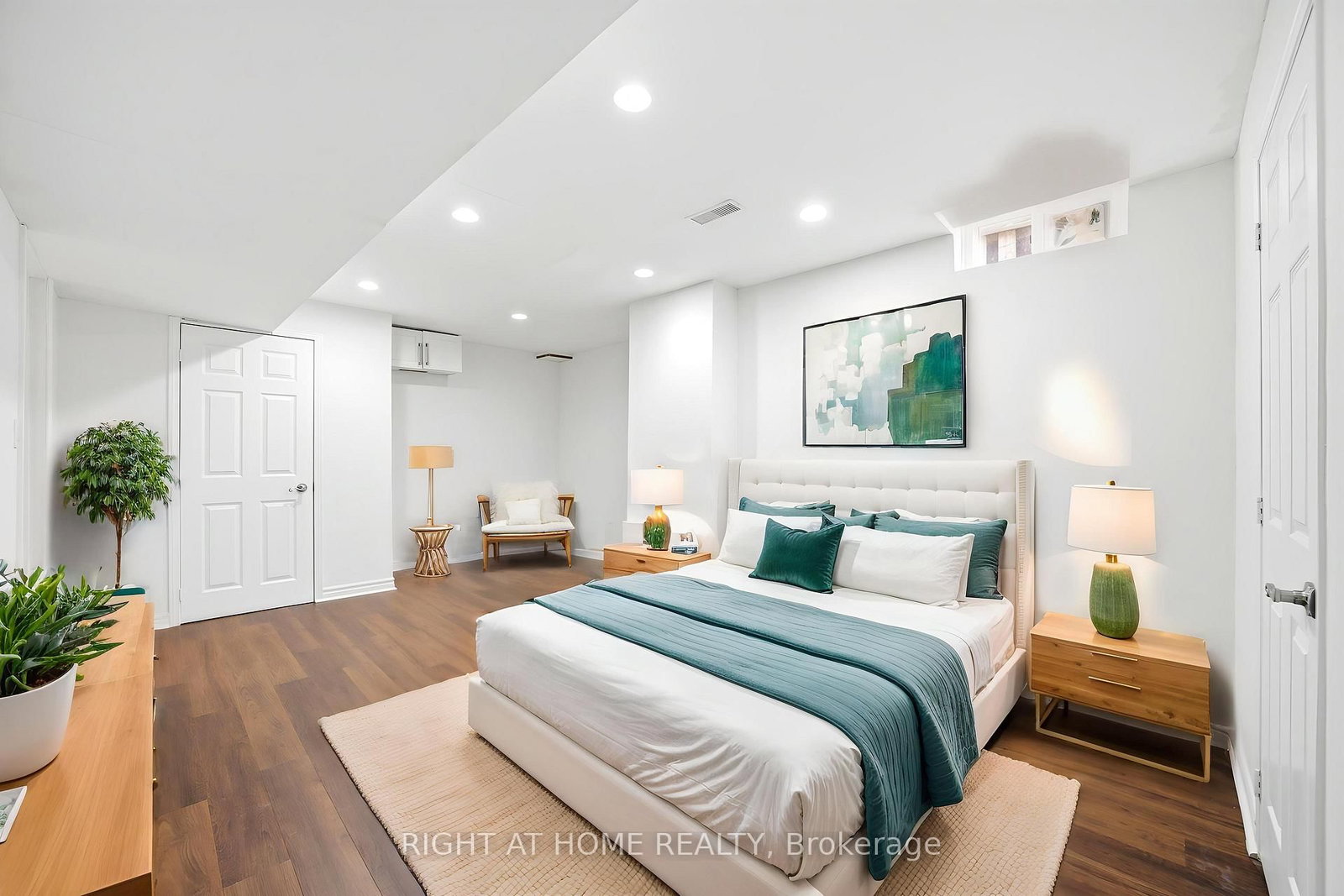 Detached House for sale at 36 Ravenview Drive, Whitby, Ontario, L1R 1Y2 - Rolling Acres - MLS: E12997720