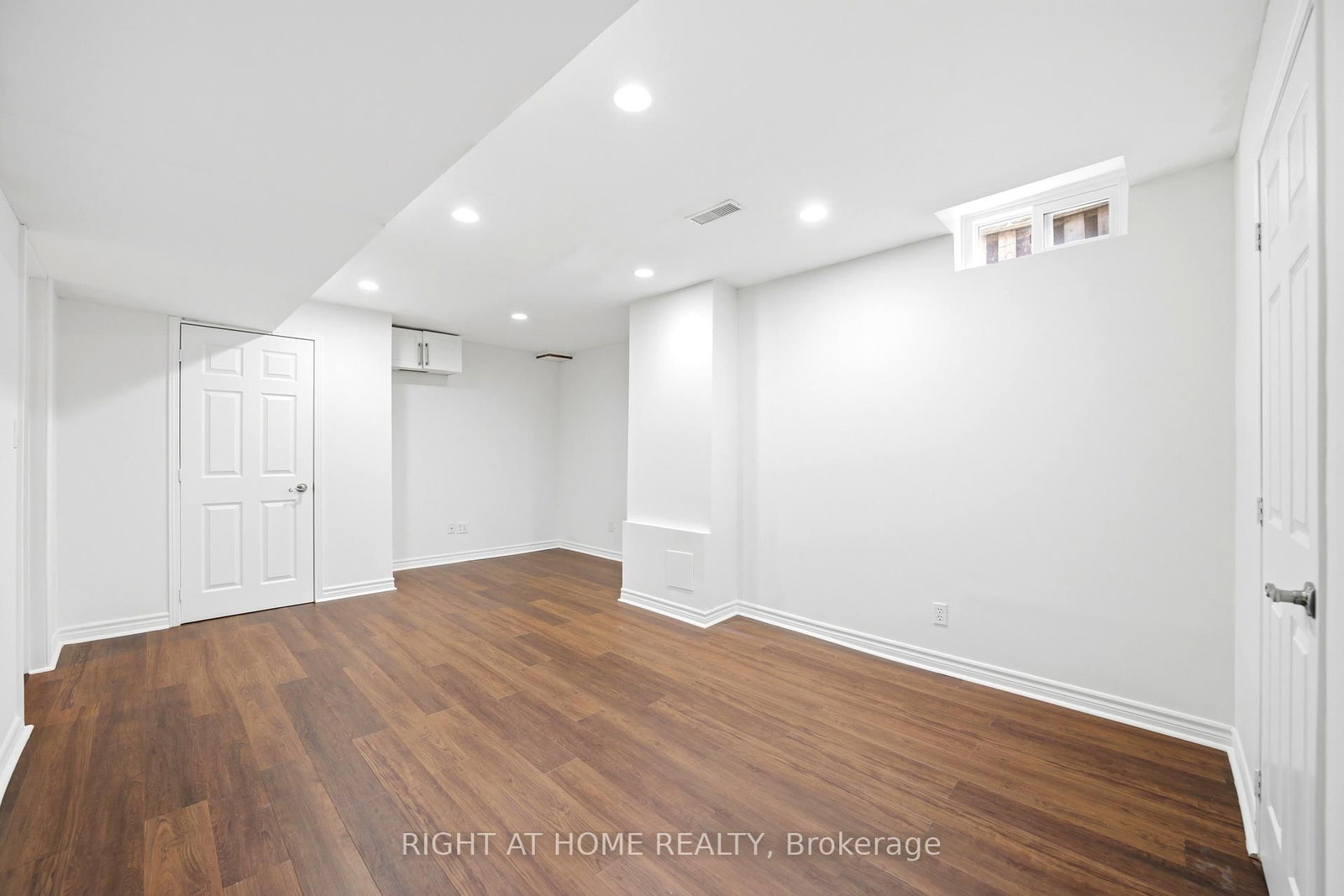 Detached House for sale at 36 Ravenview Drive, Whitby, Ontario, L1R 1Y2 - Rolling Acres - MLS: E12997720