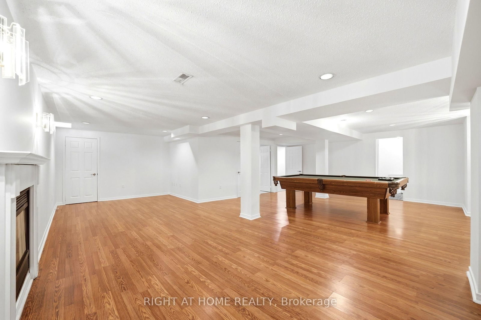 Detached House for sale at 36 Ravenview Drive, Whitby, Ontario, L1R 1Y2 - Rolling Acres - MLS: E12997720