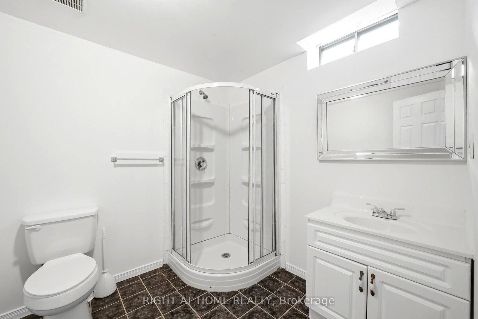 Detached House for sale at 36 Ravenview Drive, Whitby, Ontario, L1R 1Y2 - Rolling Acres - MLS: E12997720