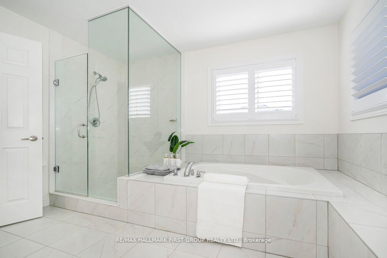 Detached House for sale at 5 Toulouse Street, Whitby, Ontario, L1P 0J2 - Rural Whitby - MLS: E12997754