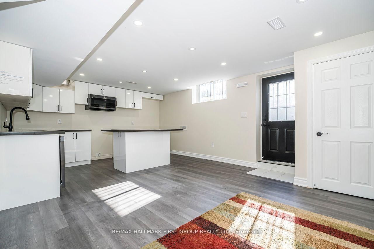 Detached House for sale at 5 Toulouse Street, Whitby, Ontario, L1P 0J2 - Rural Whitby - MLS: E12997754