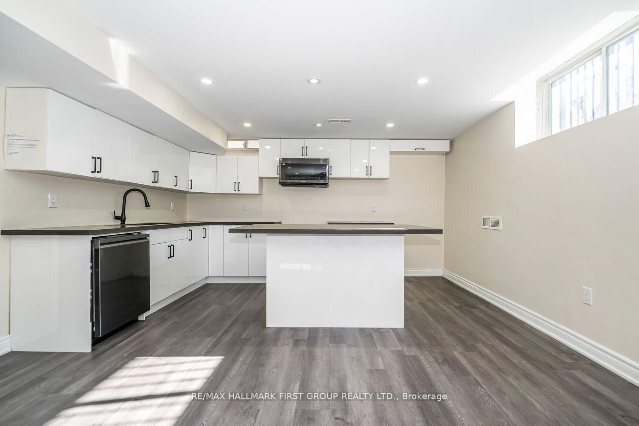 Detached House for sale at 5 Toulouse Street, Whitby, Ontario, L1P 0J2 - Rural Whitby - MLS: E12997754