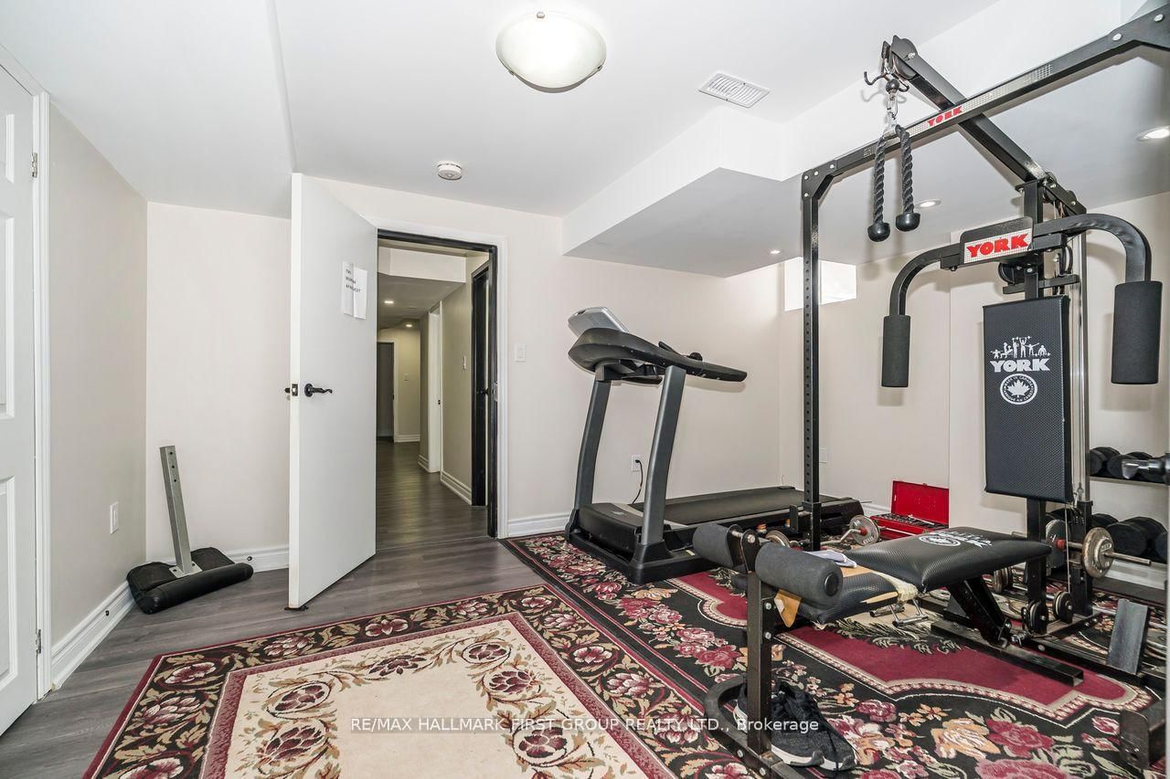 Detached House for sale at 5 Toulouse Street, Whitby, Ontario, L1P 0J2 - Rural Whitby - MLS: E12997754