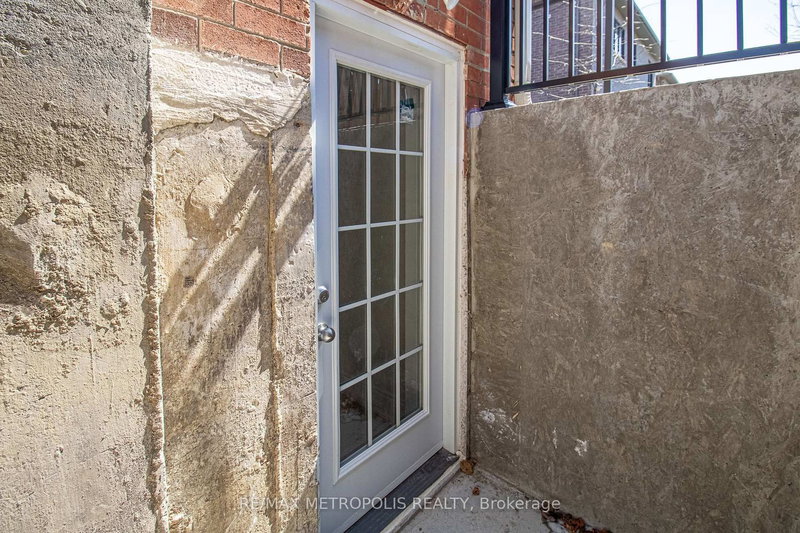 BSMT - 507 Charnwood Crt, Pickering, L1V 4Y1 | Image 3