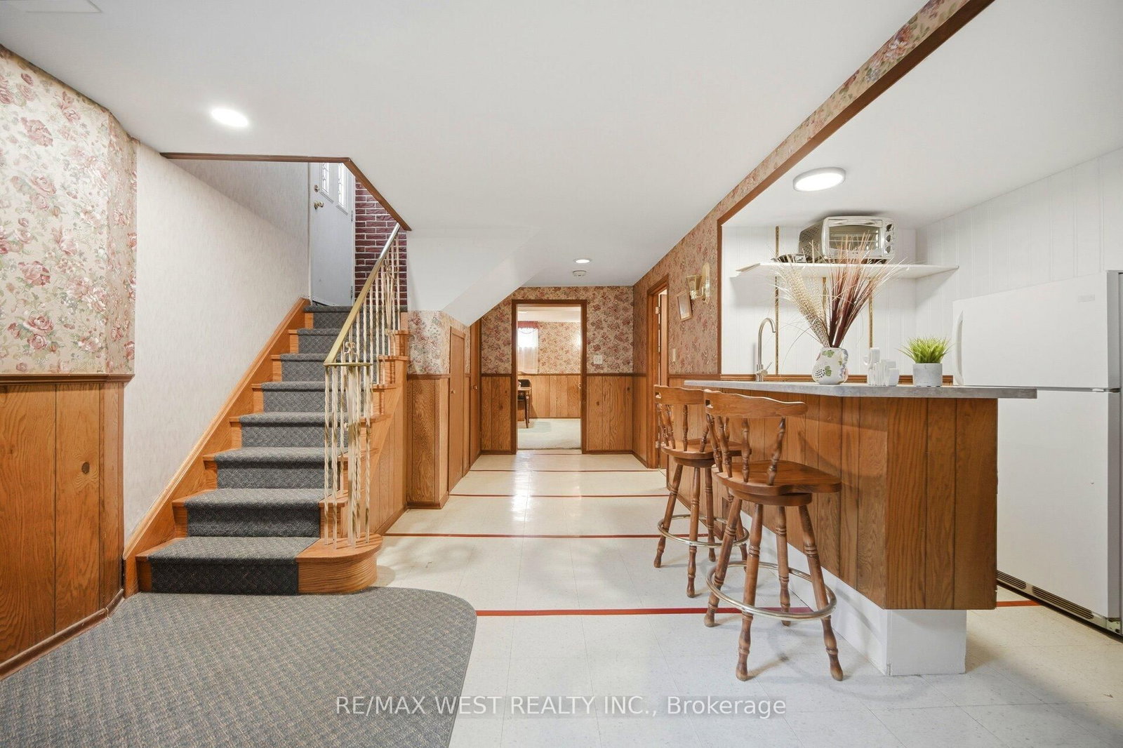 Detached House for sale at 24 Beran Drive, Toronto, Ontario, M1G 1G1 - Woburn - MLS: E12997912