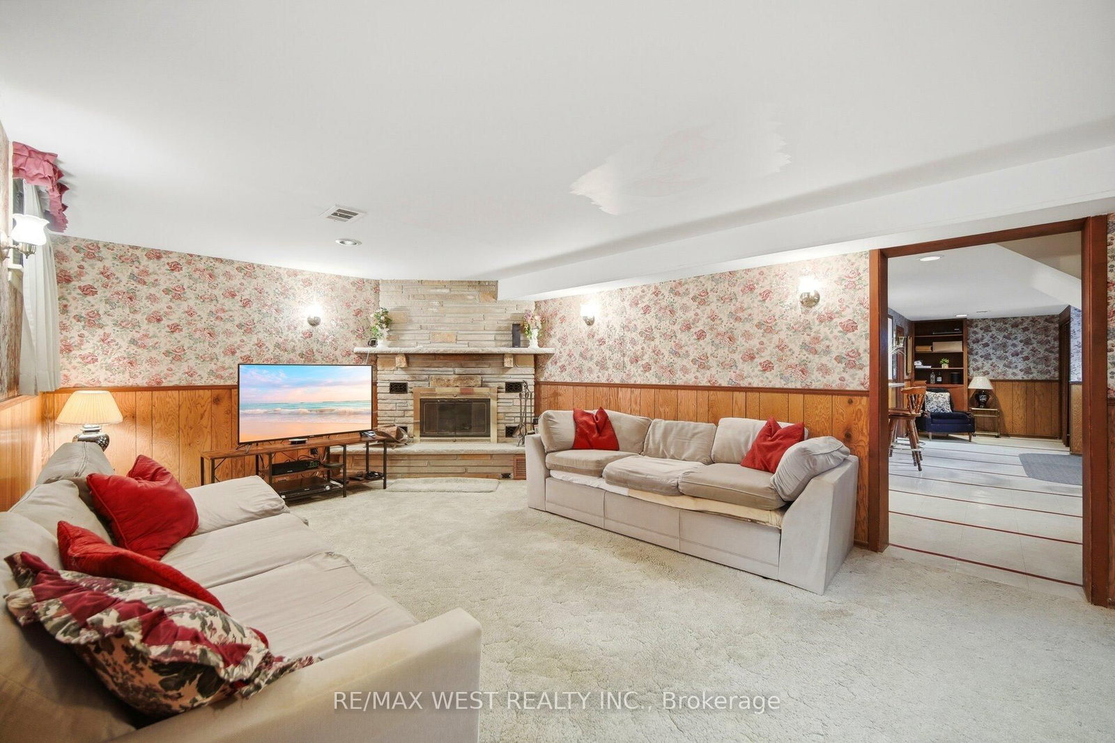 Detached House for sale at 24 Beran Drive, Toronto, Ontario, M1G 1G1 - Woburn - MLS: E12997912