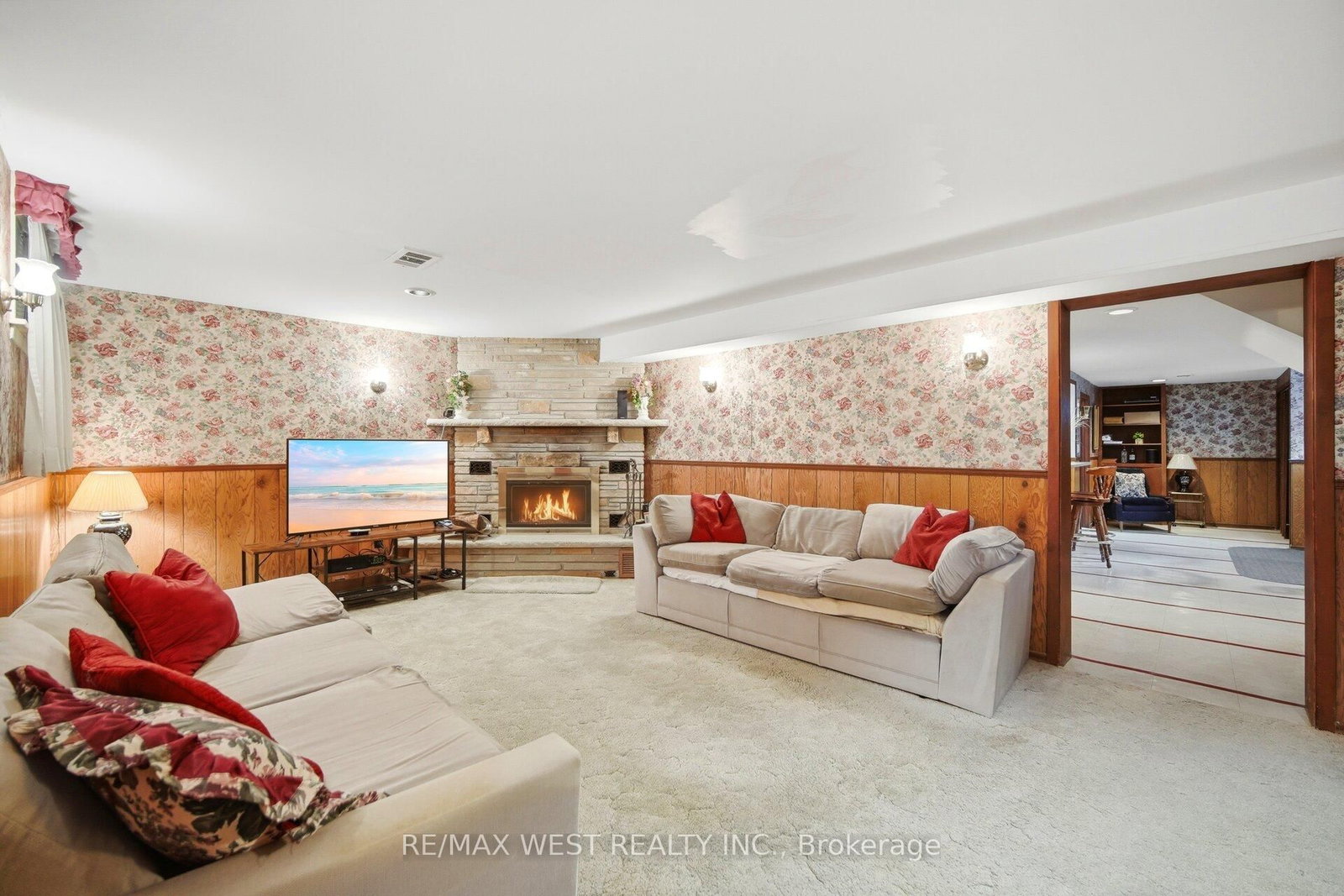 Detached House for sale at 24 Beran Drive, Toronto, Ontario, M1G 1G1 - Woburn - MLS: E12997912