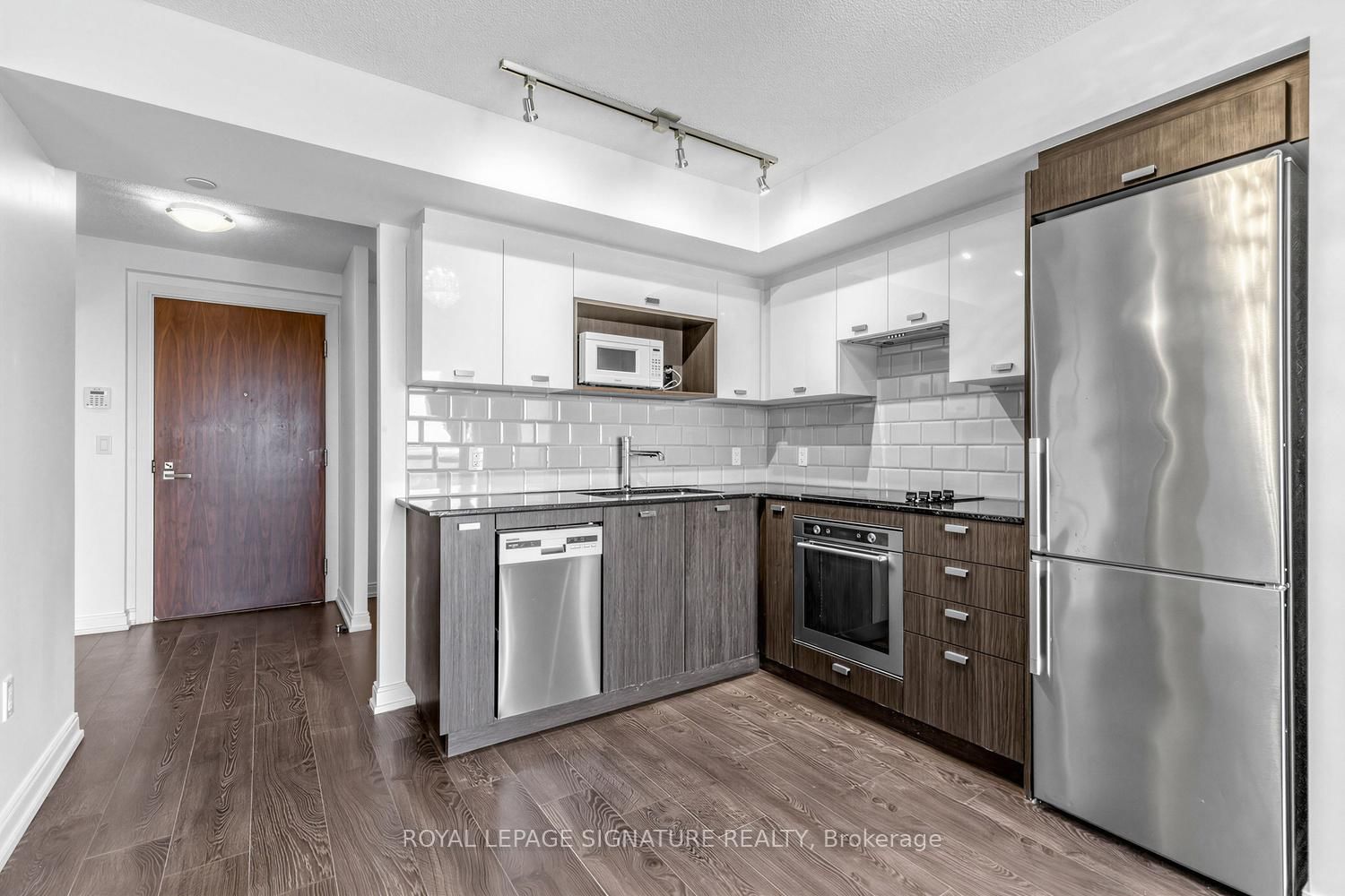 275 Village Green Square, Unit 1320 - Photo 6