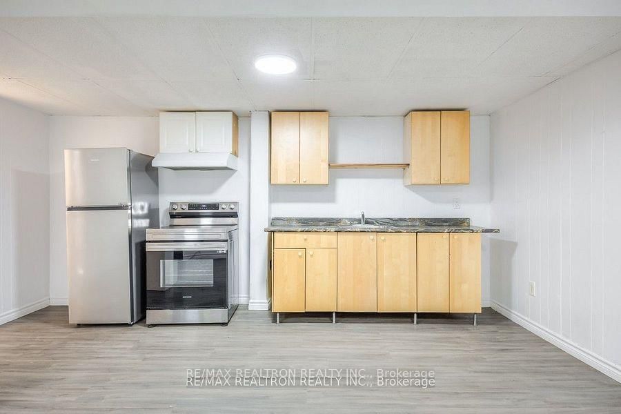 1361 Everton Street, Unit Bsmt - Photo 5