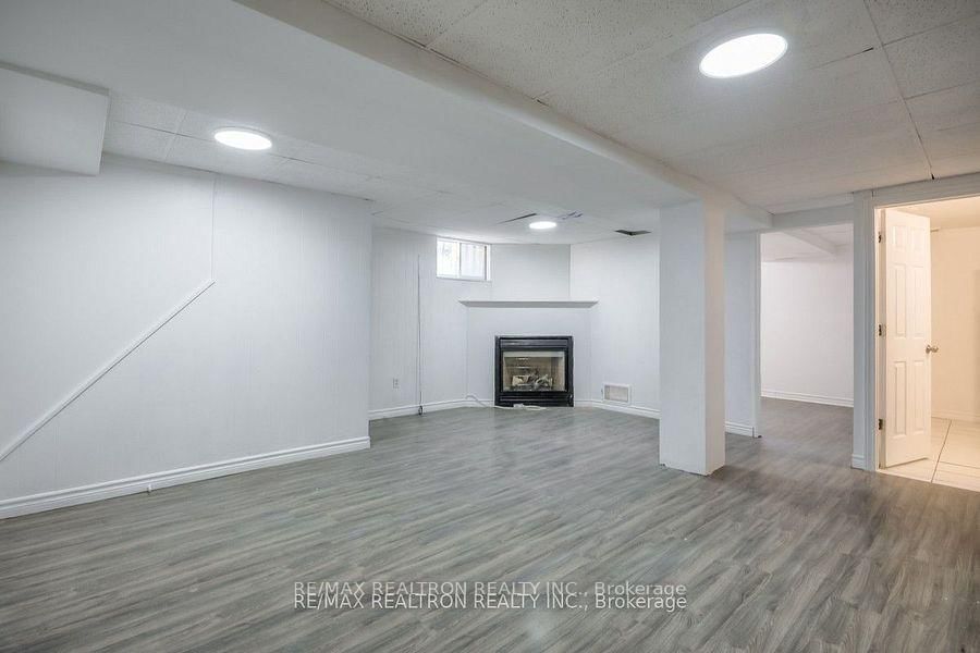 1361 Everton Street, Unit Bsmt - Photo 6