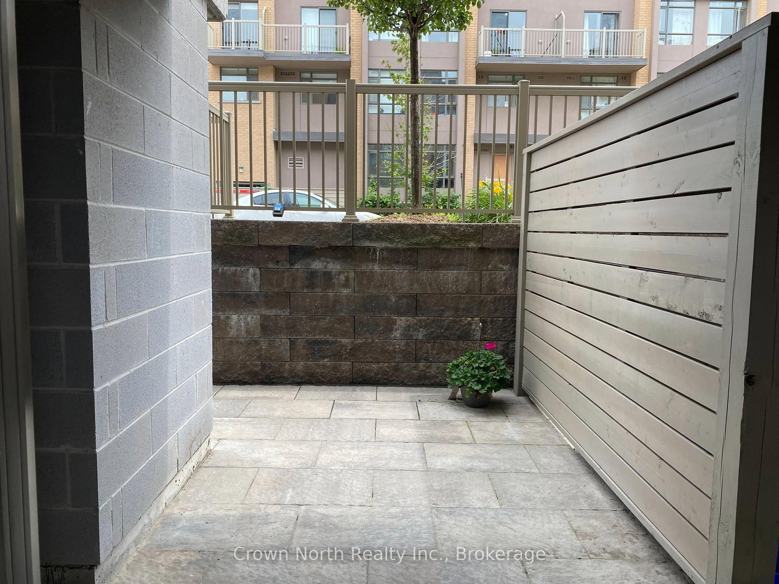 80 Orchid Place Drive, Unit 106 - Photo 6