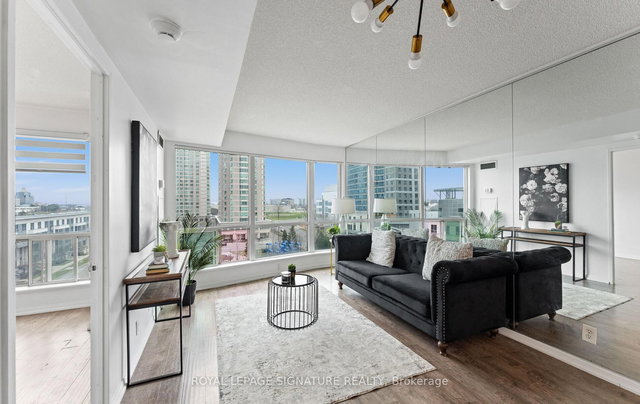 705 - 8 Lee Centre Drive