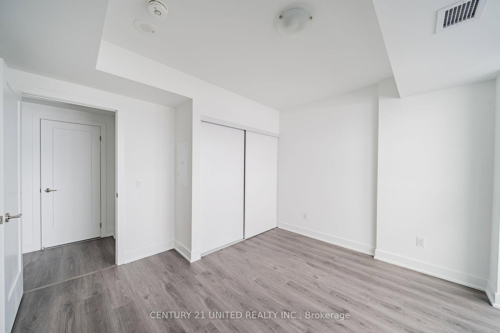 2545 Simcoe Street, Unit 1203 - Photo 25