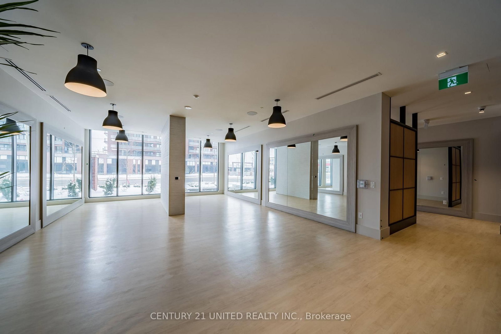 2545 Simcoe Street, Unit 1203 - Photo 38