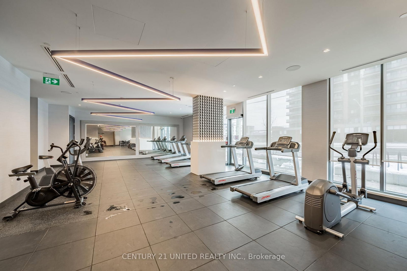 2545 Simcoe Street, Unit 1203 - Photo 41