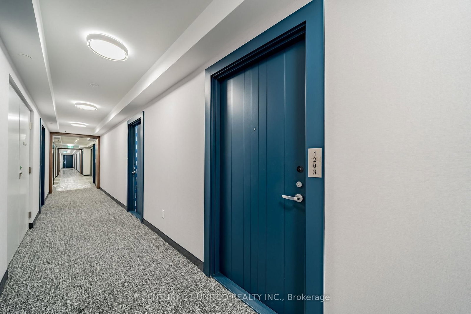 2545 Simcoe Street, Unit 1203 - Photo 7