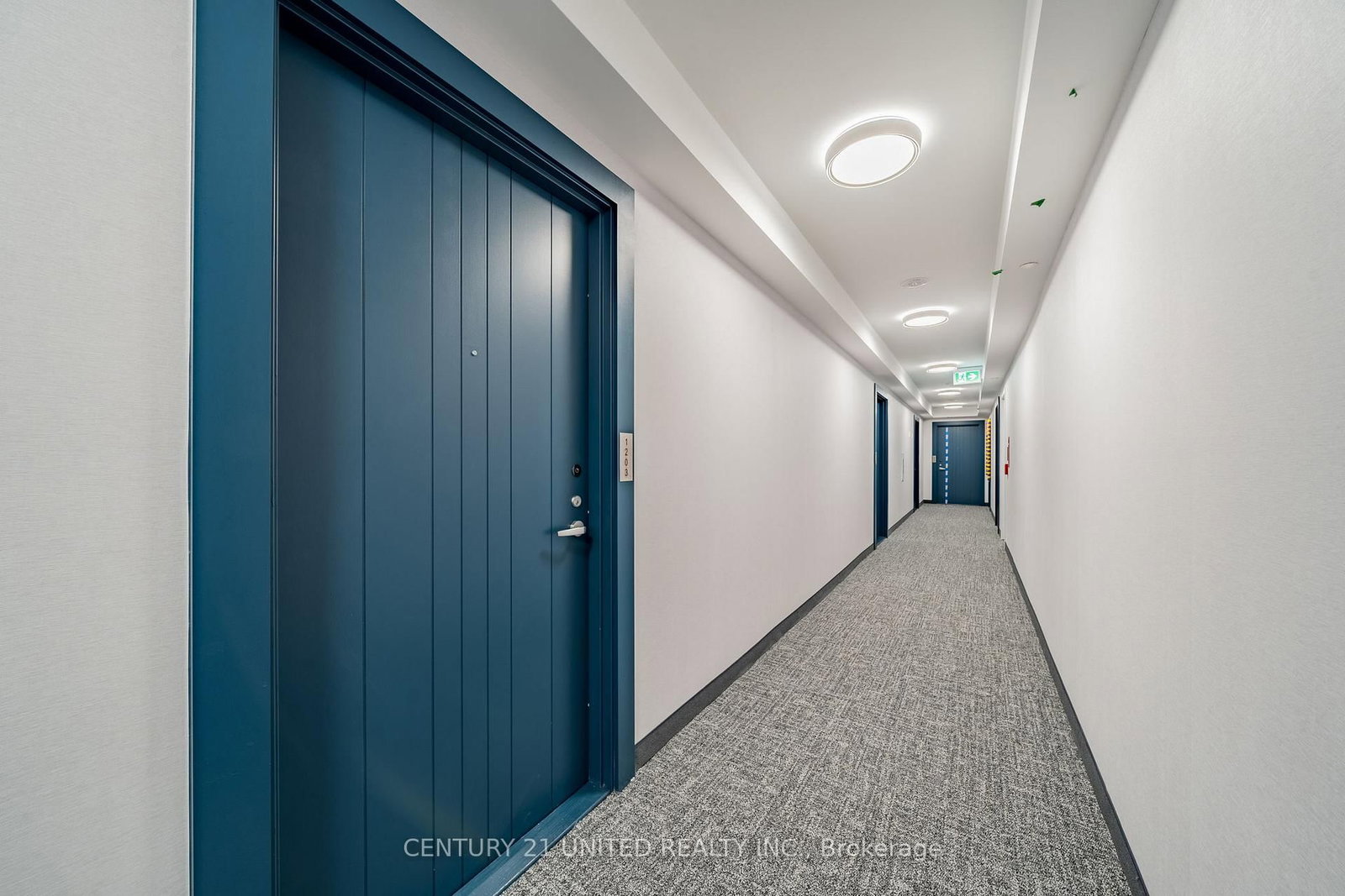 2545 Simcoe Street, Unit 1203 - Photo 8