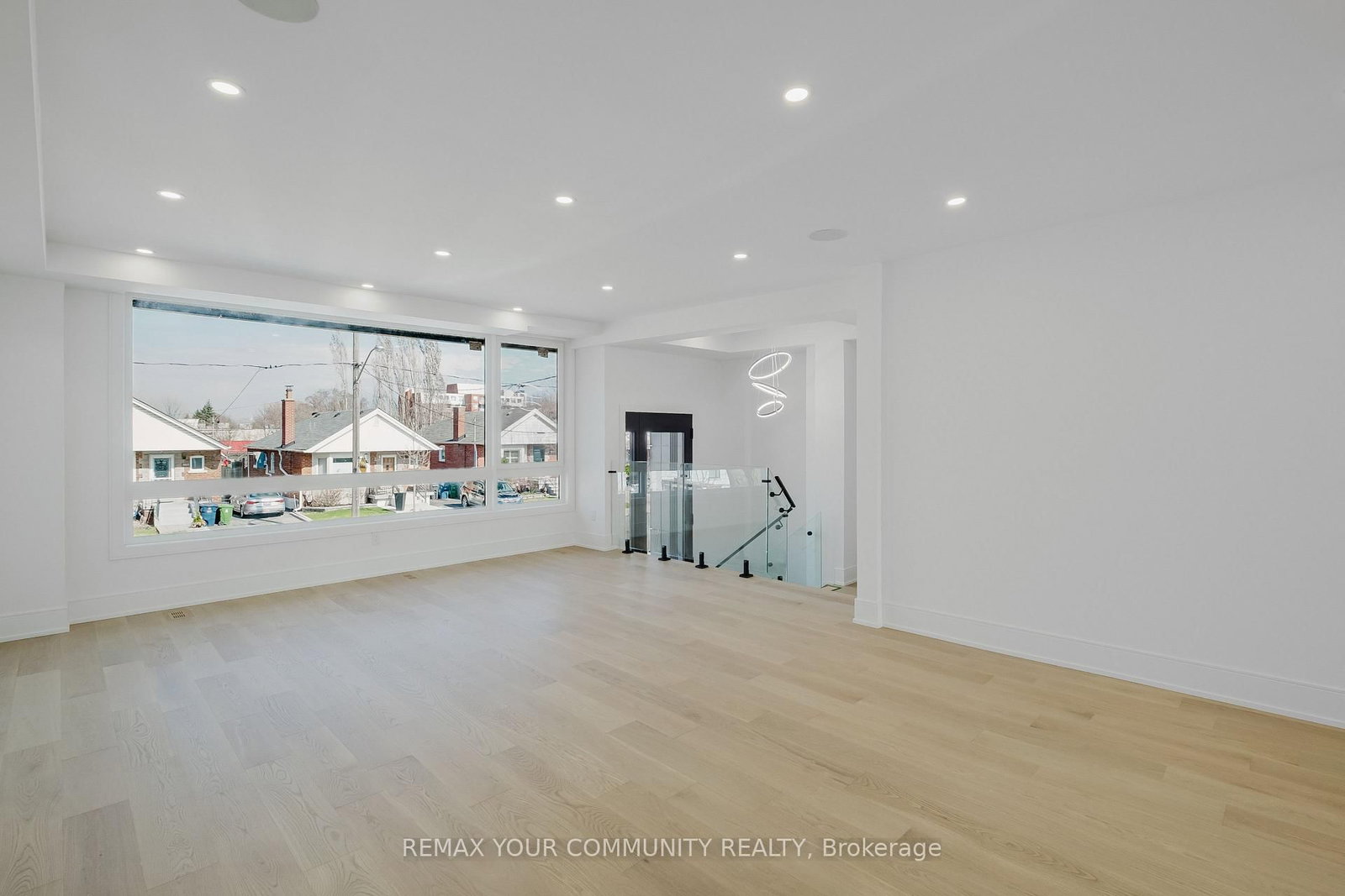 Detached House for sale at 360 Woodmount Avenue, Toronto, Ontario, M4C 4A5 - East York - MLS: E12998646