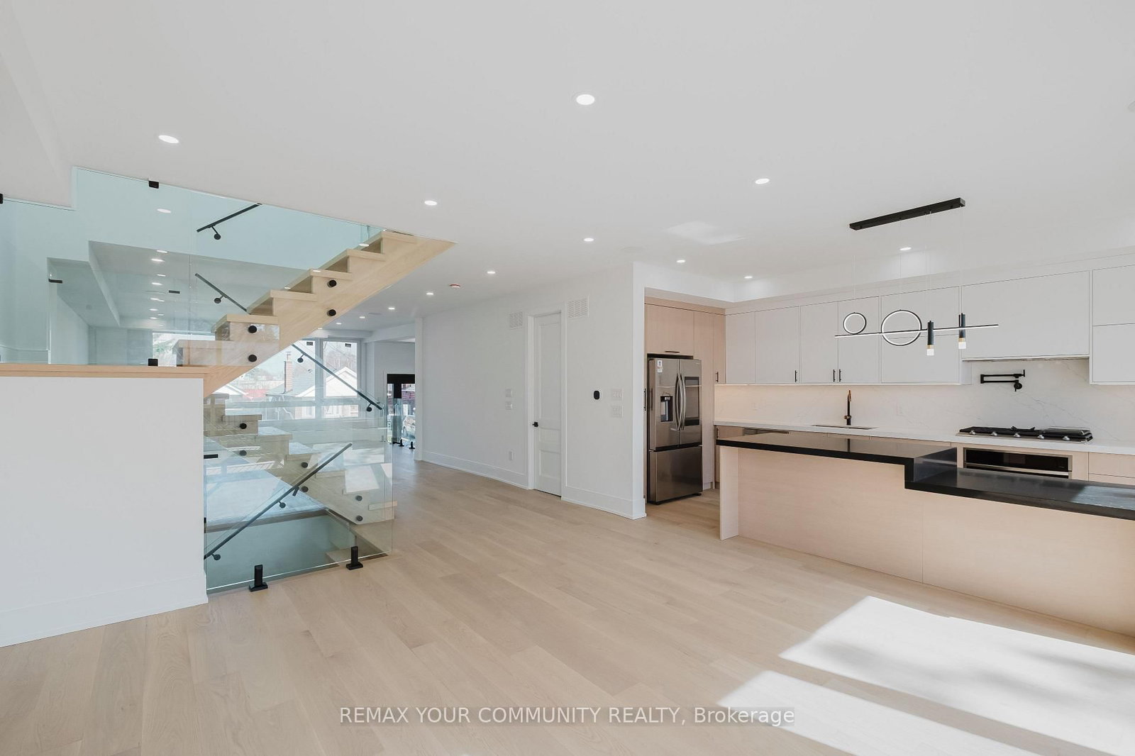 Detached House for sale at 360 Woodmount Avenue, Toronto, Ontario, M4C 4A5 - East York - MLS: E12998646