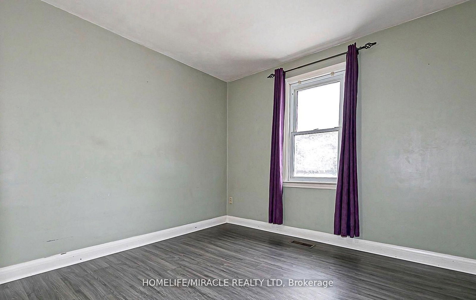 19 Herbert Avenue, Unit Main - Photo 15