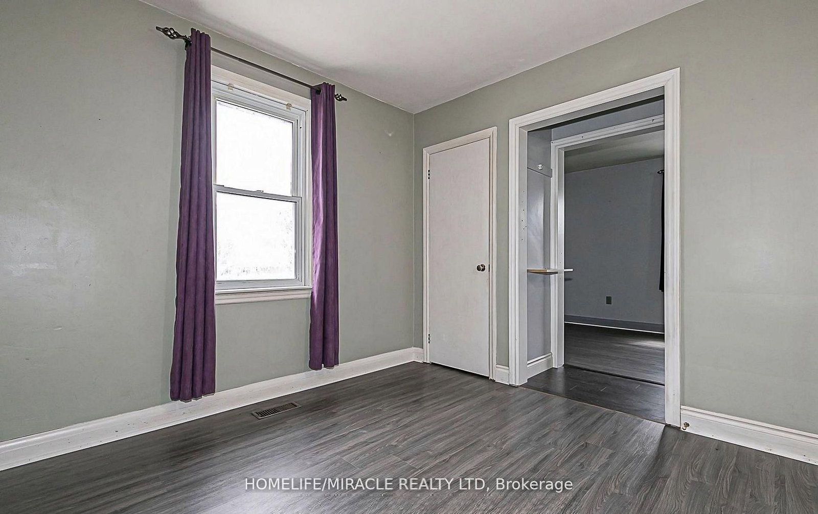 19 Herbert Avenue, Unit Main - Photo 17