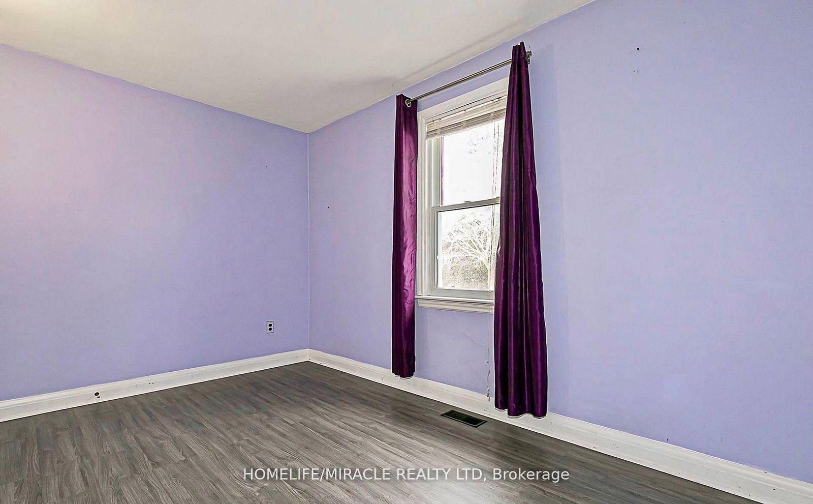 19 Herbert Avenue, Unit Main - Photo 18