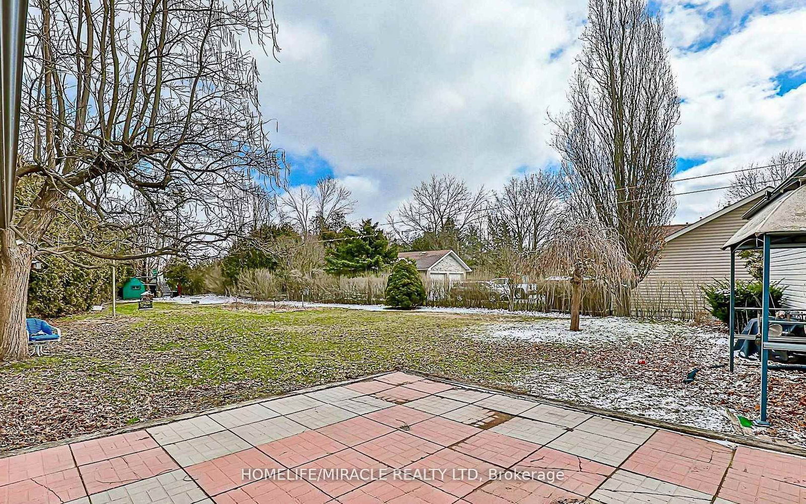 19 Herbert Avenue, Unit Main - Photo 3