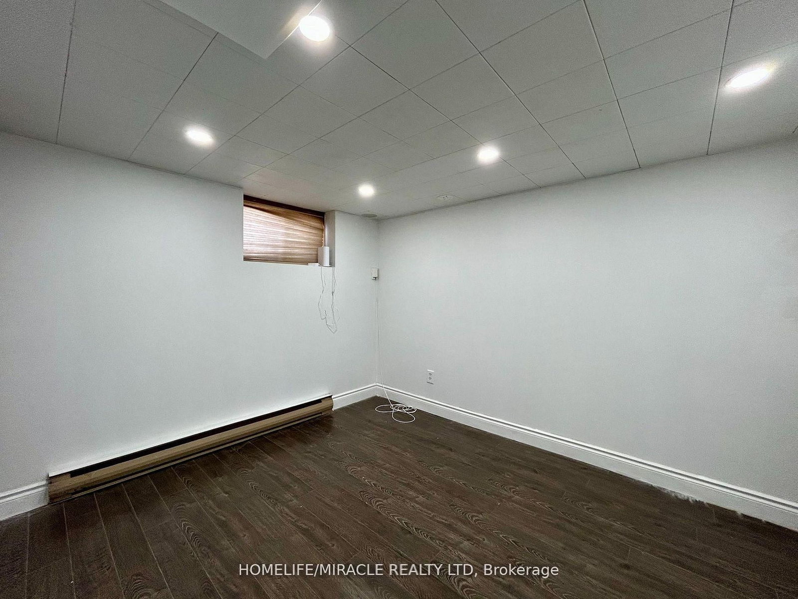 19 Herbert Avenue, Unit Main - Photo 35