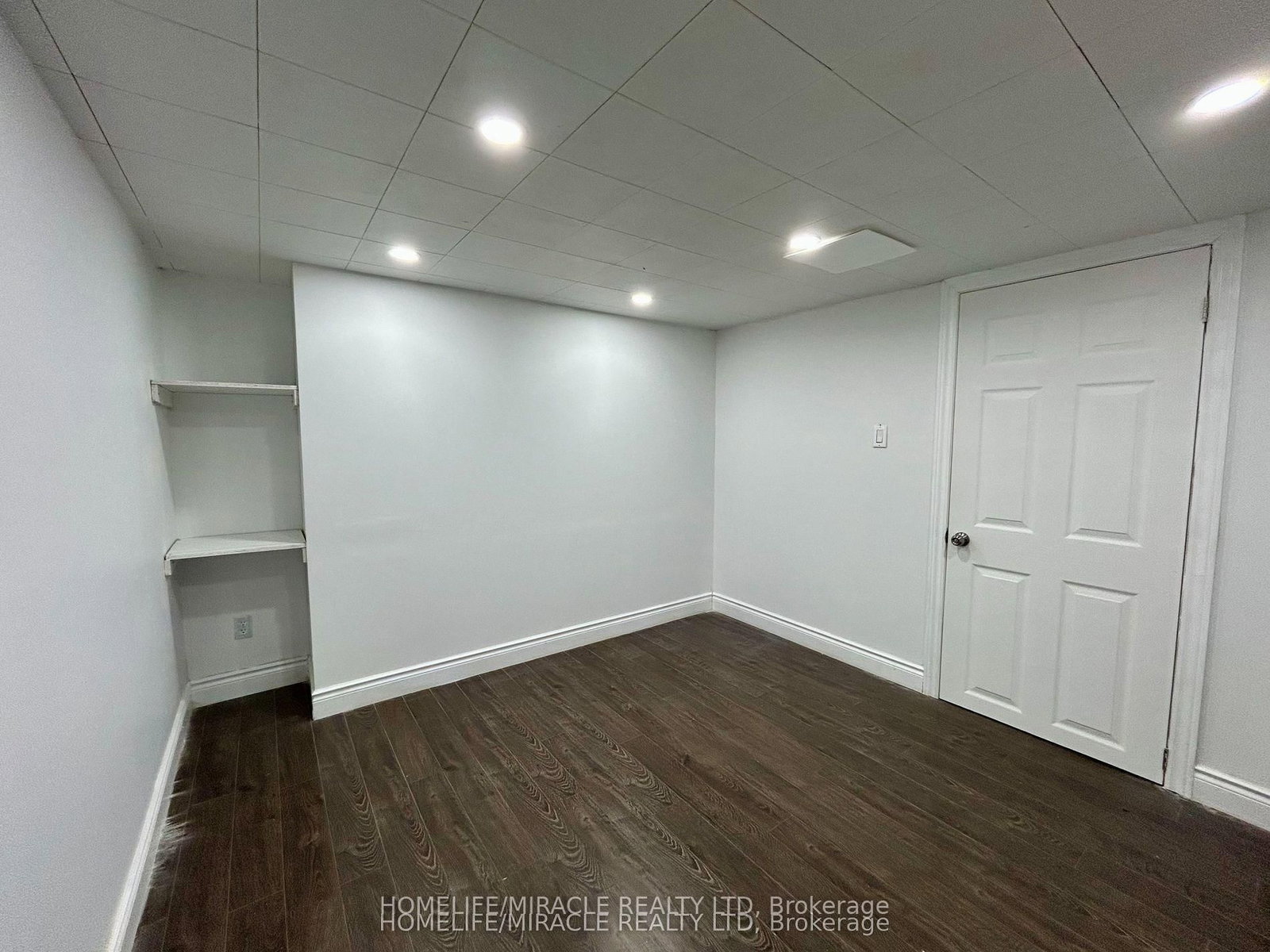 19 Herbert Avenue, Unit Main - Photo 36