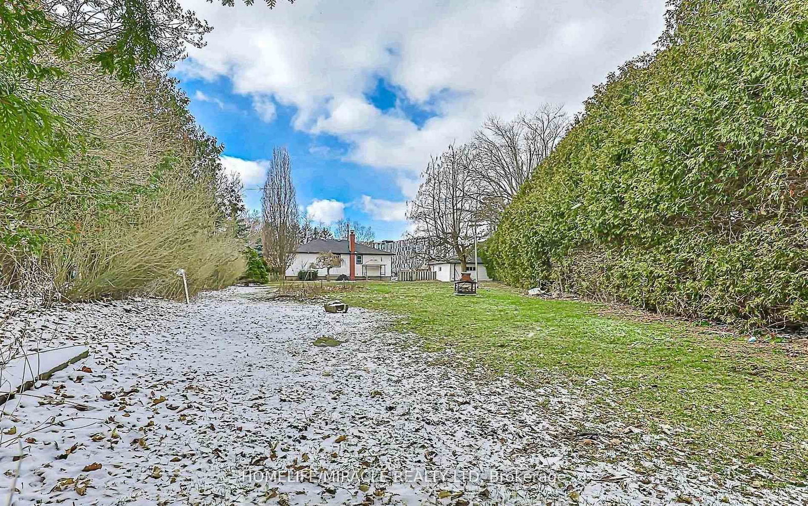 19 Herbert Avenue, Unit Main - Photo 4