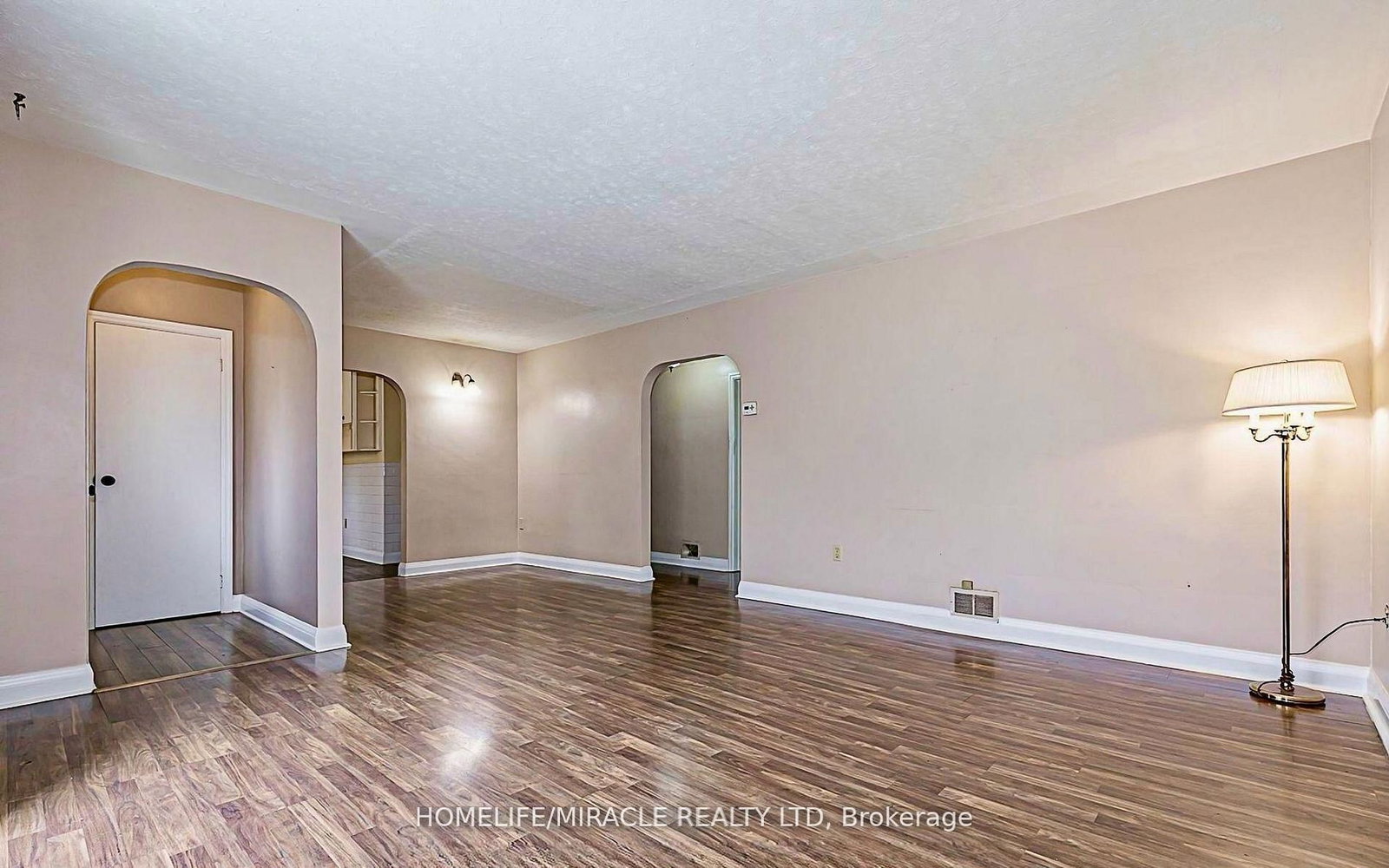 19 Herbert Avenue, Unit Main - Photo 8