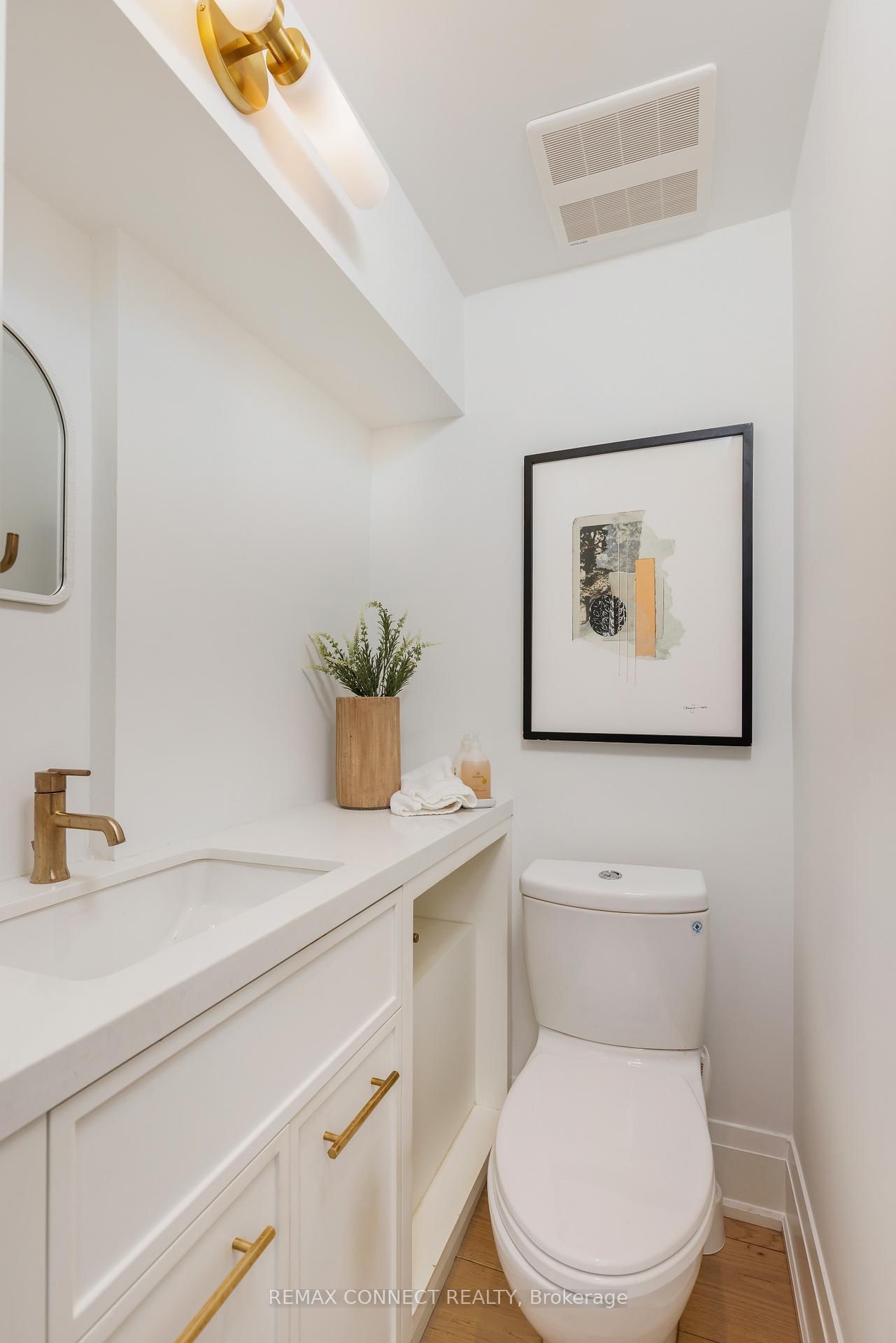 Detached House for sale at 20 Fenwick Avenue, Toronto, Ontario, M4K 3H3 - North Riverdale - MLS: E12998852