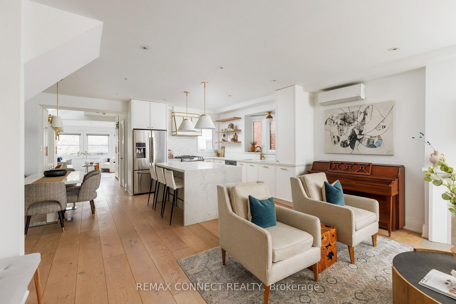 Detached House for sale at 20 Fenwick Avenue, Toronto, Ontario, M4K 3H3 - North Riverdale - MLS: E12998852