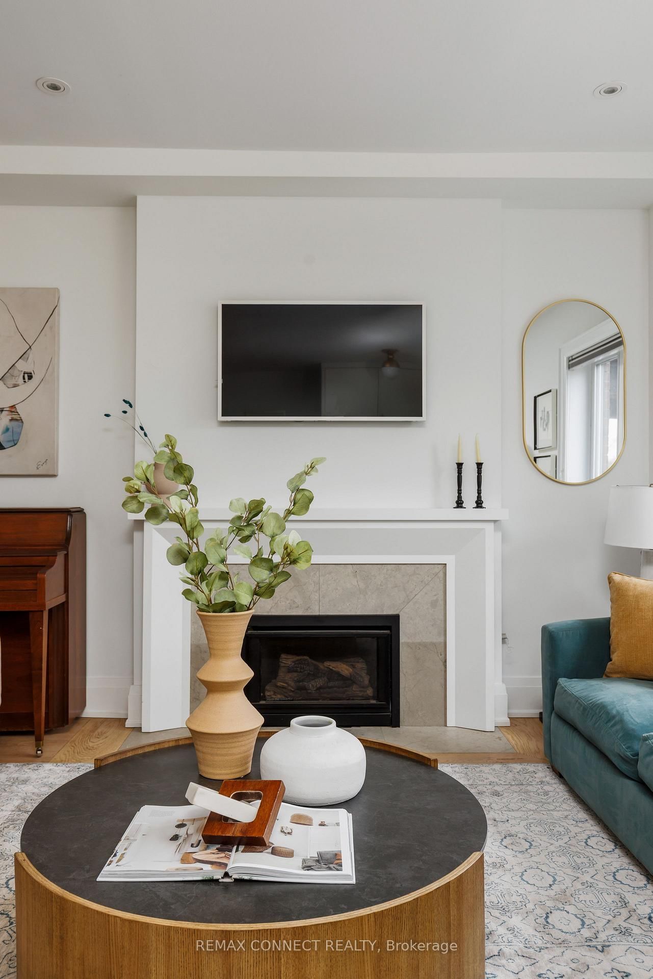 Detached House for sale at 20 Fenwick Avenue, Toronto, Ontario, M4K 3H3 - North Riverdale - MLS: E12998852