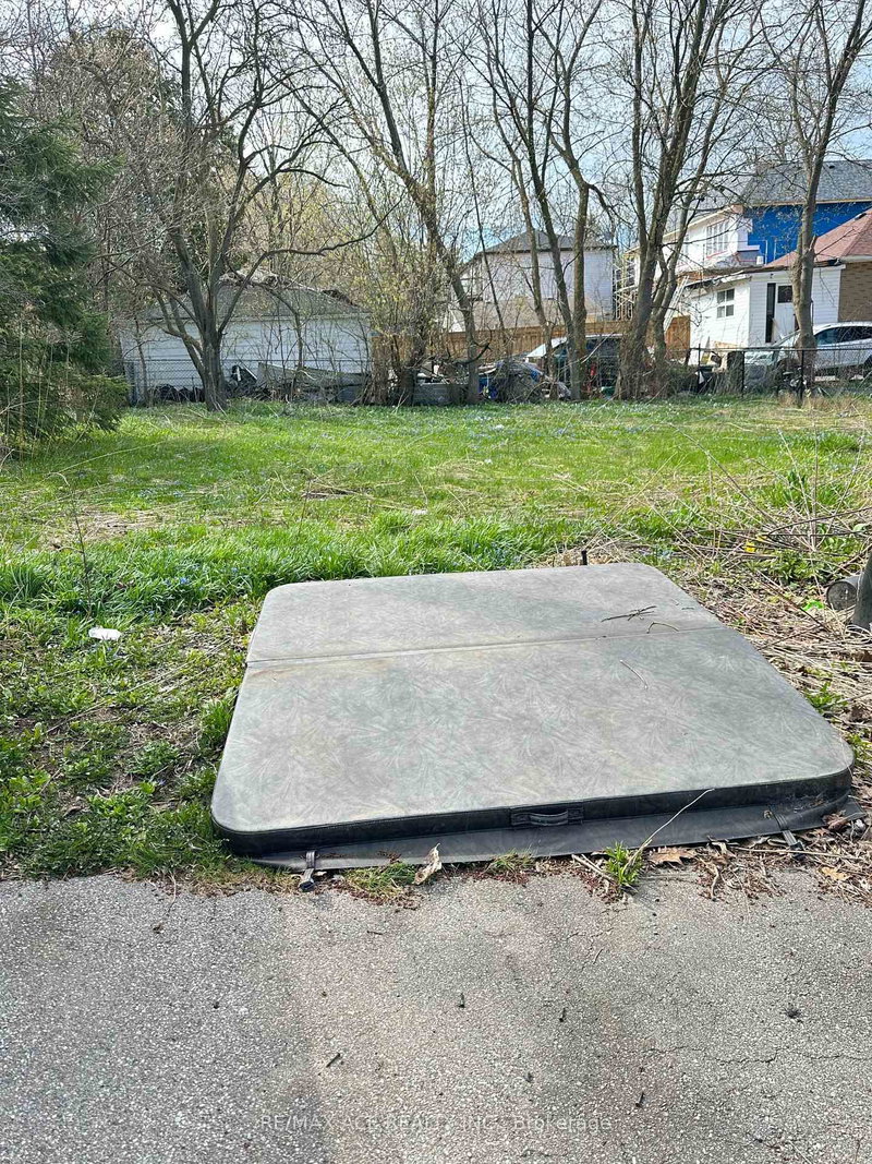 1 Martindale Rd, Toronto, M1M 2B6 | Image 3