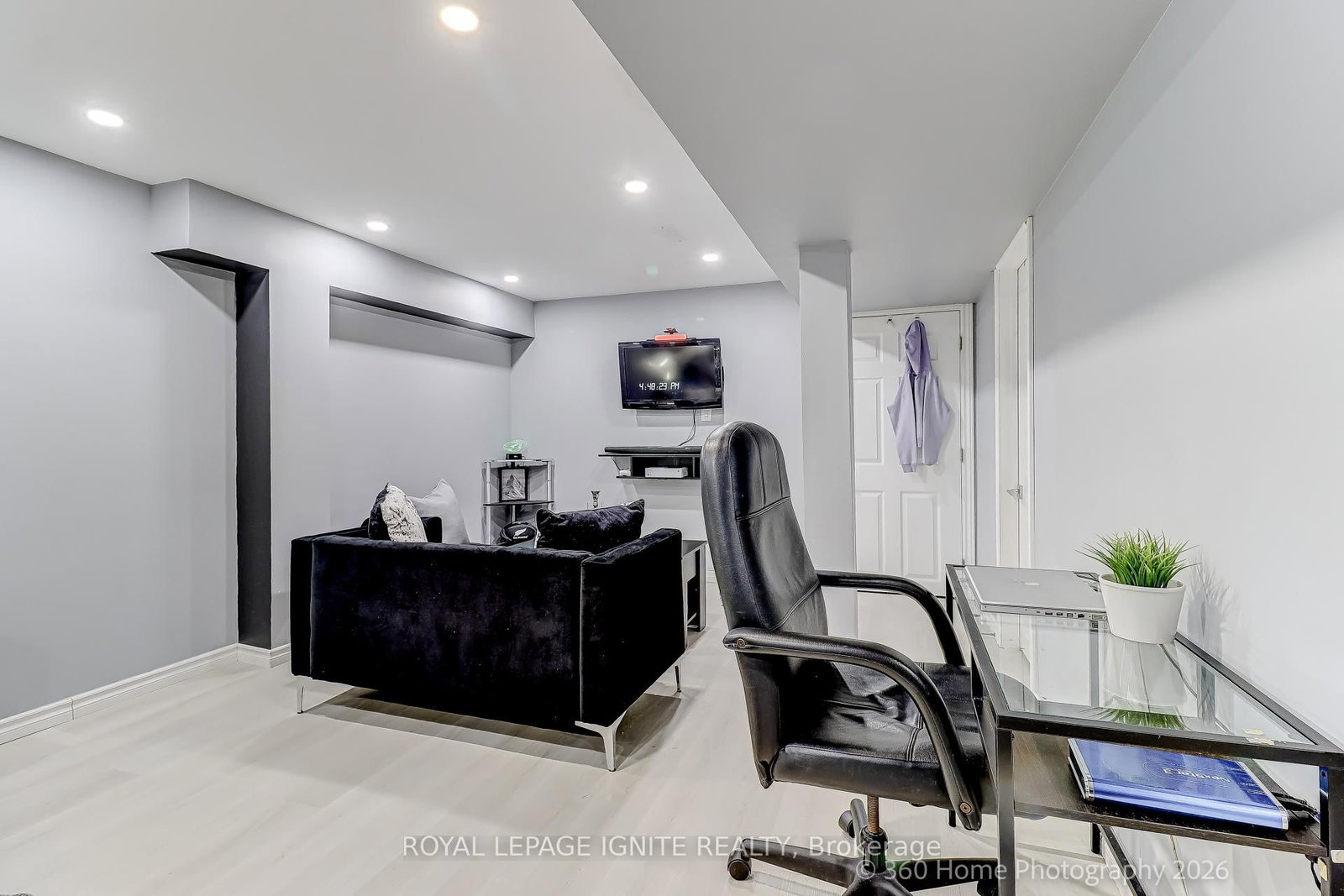 48 Thorp Crescent - Photo 21