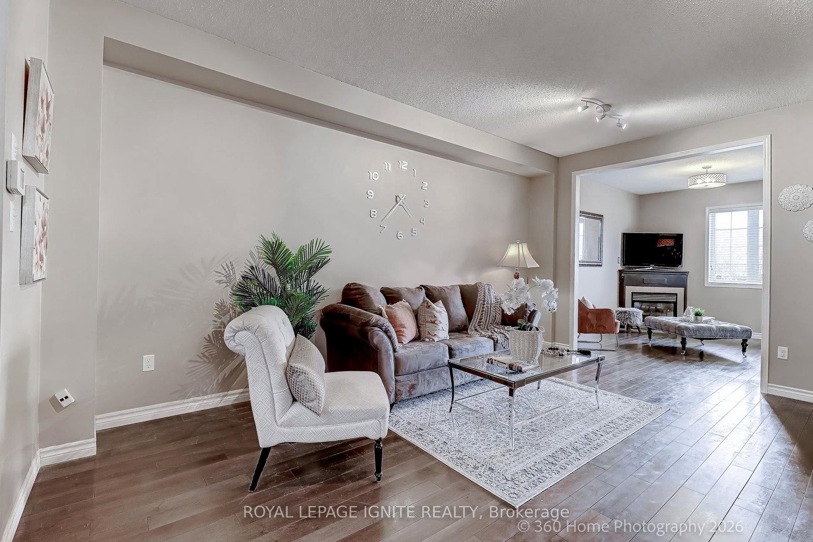 48 Thorp Crescent - Photo 4