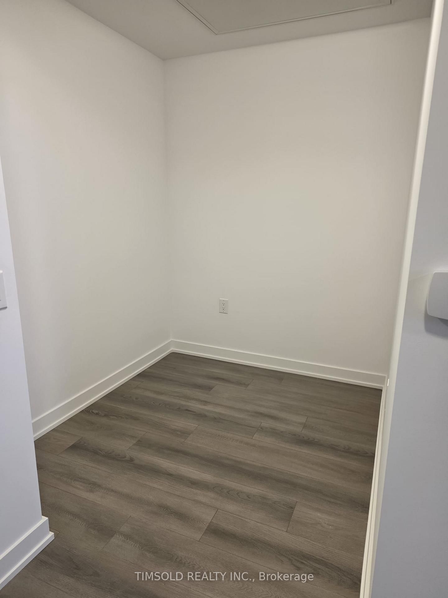 7437 Kingston Road, Unit 419 - Photo 10