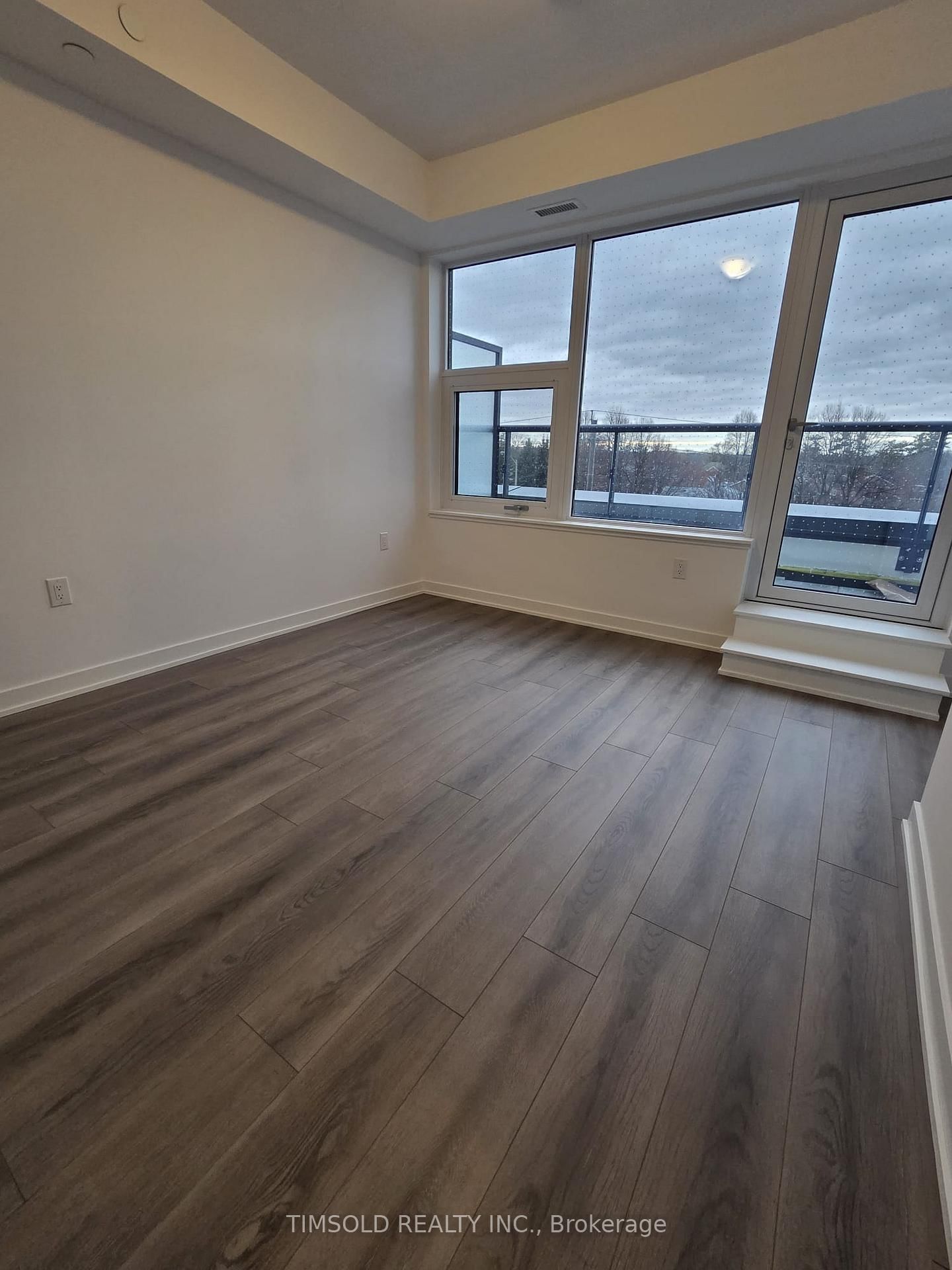 7437 Kingston Road, Unit 419 - Photo 7