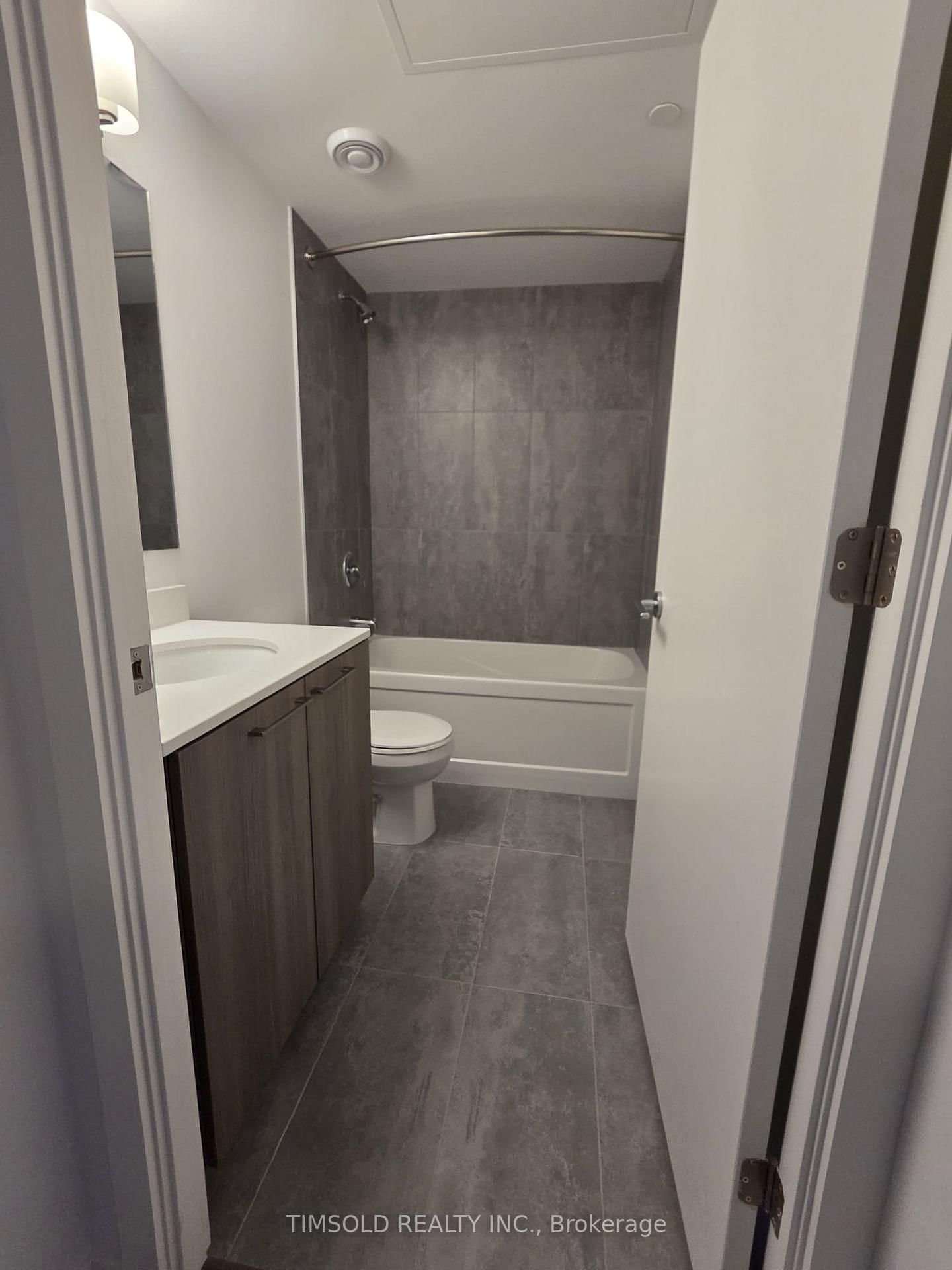 7437 Kingston Road, Unit 419 - Photo 9