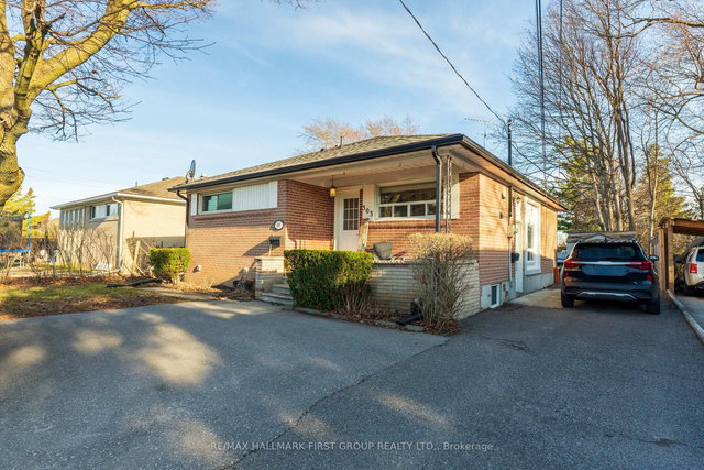 Main - 303 Rossland Road W
