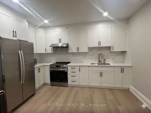 107 LANKIN Boulevard