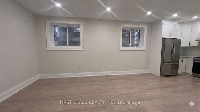 107 LANKIN Boulevard