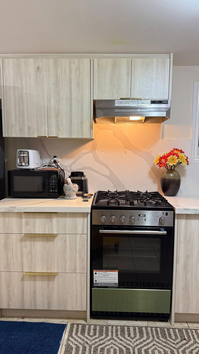 Bsmt - 657 Pharmacy Ave, Toronto, M1L 3H6 | Image 3