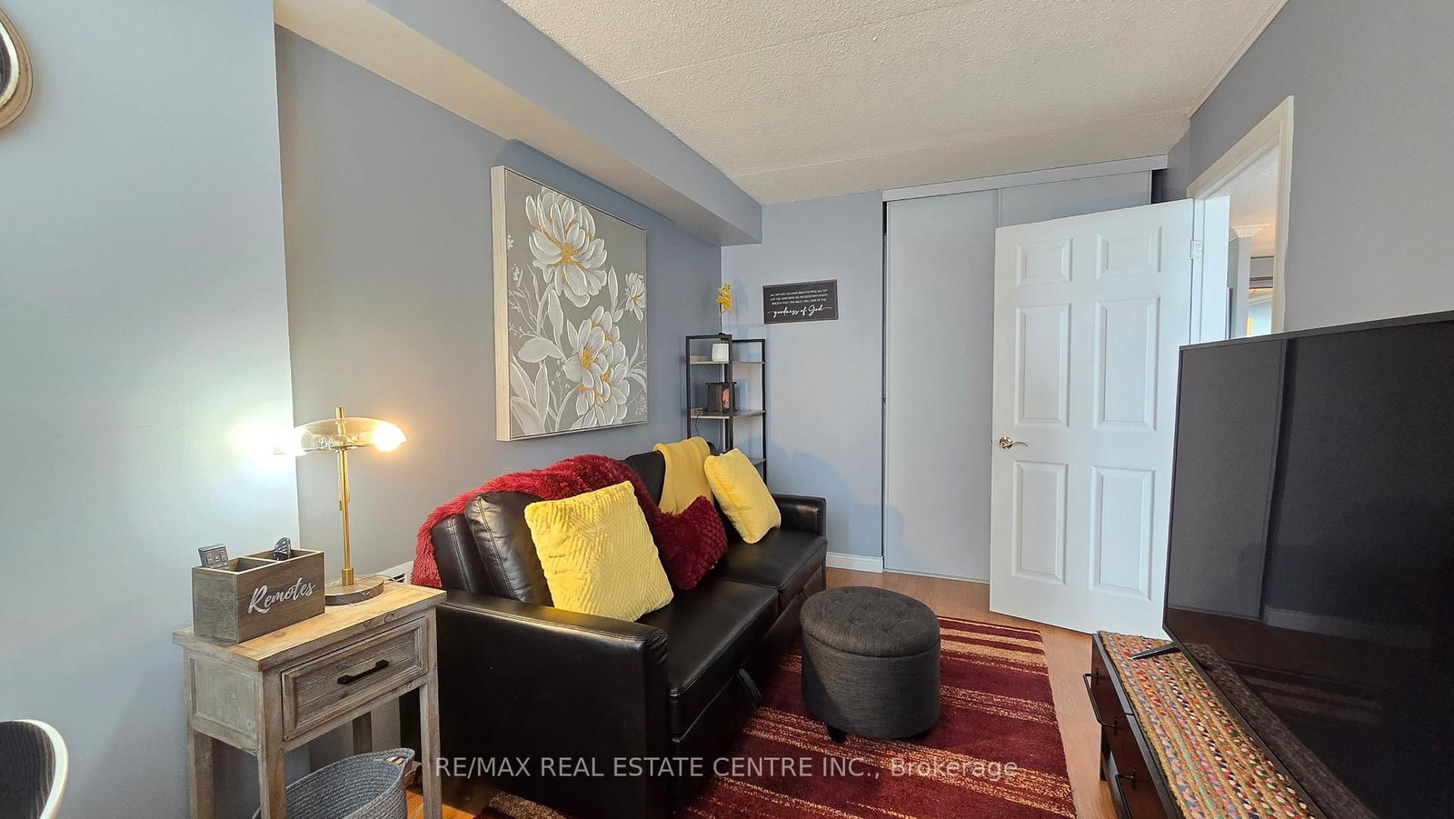 1540 Pickering Parkway, Unit 609 - Photo 32