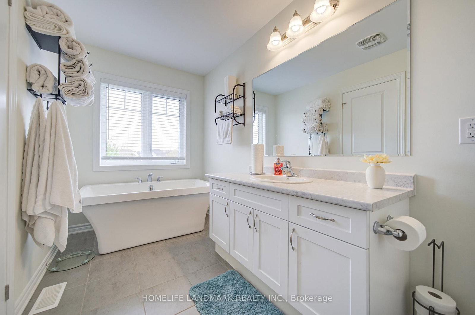 Detached House for sale at 106 Barkerville Drive, Whitby, Ontario, L1P 0L8 - Rural Whitby - MLS: E12999406